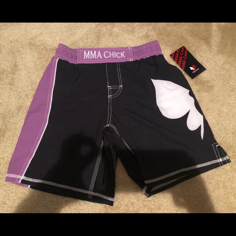 MMA CHICK shorts